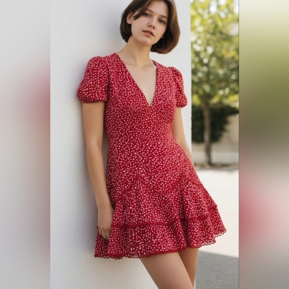 NWT,Hello Molly Red Floral V-Neck Puff Sleeve Mini Dress.Size S